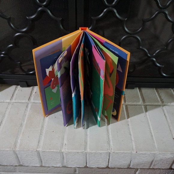 The Movable Mother Goose by Robert Sabuda - Picture 3 of 4